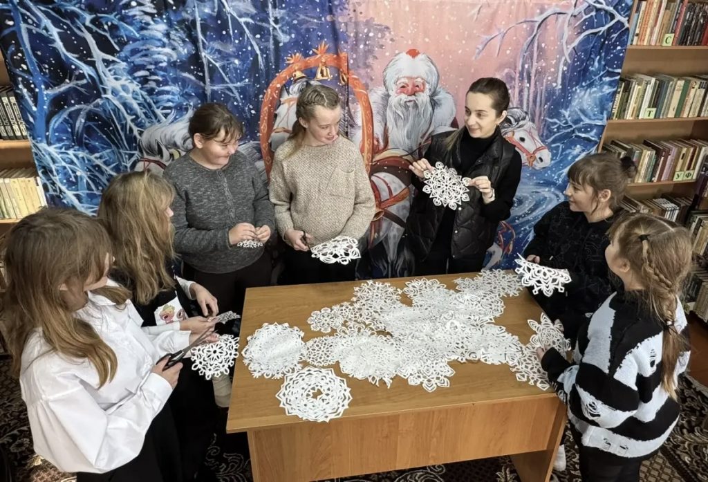 Час творчества «Волшебная снежинка»